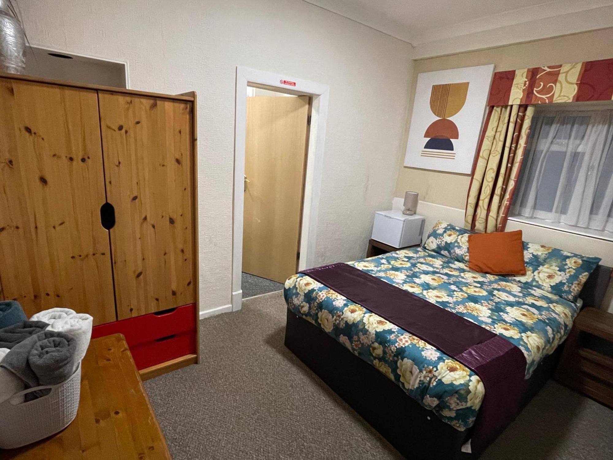 Backpackers Blackpool Hotel & Suites Luaran gambar