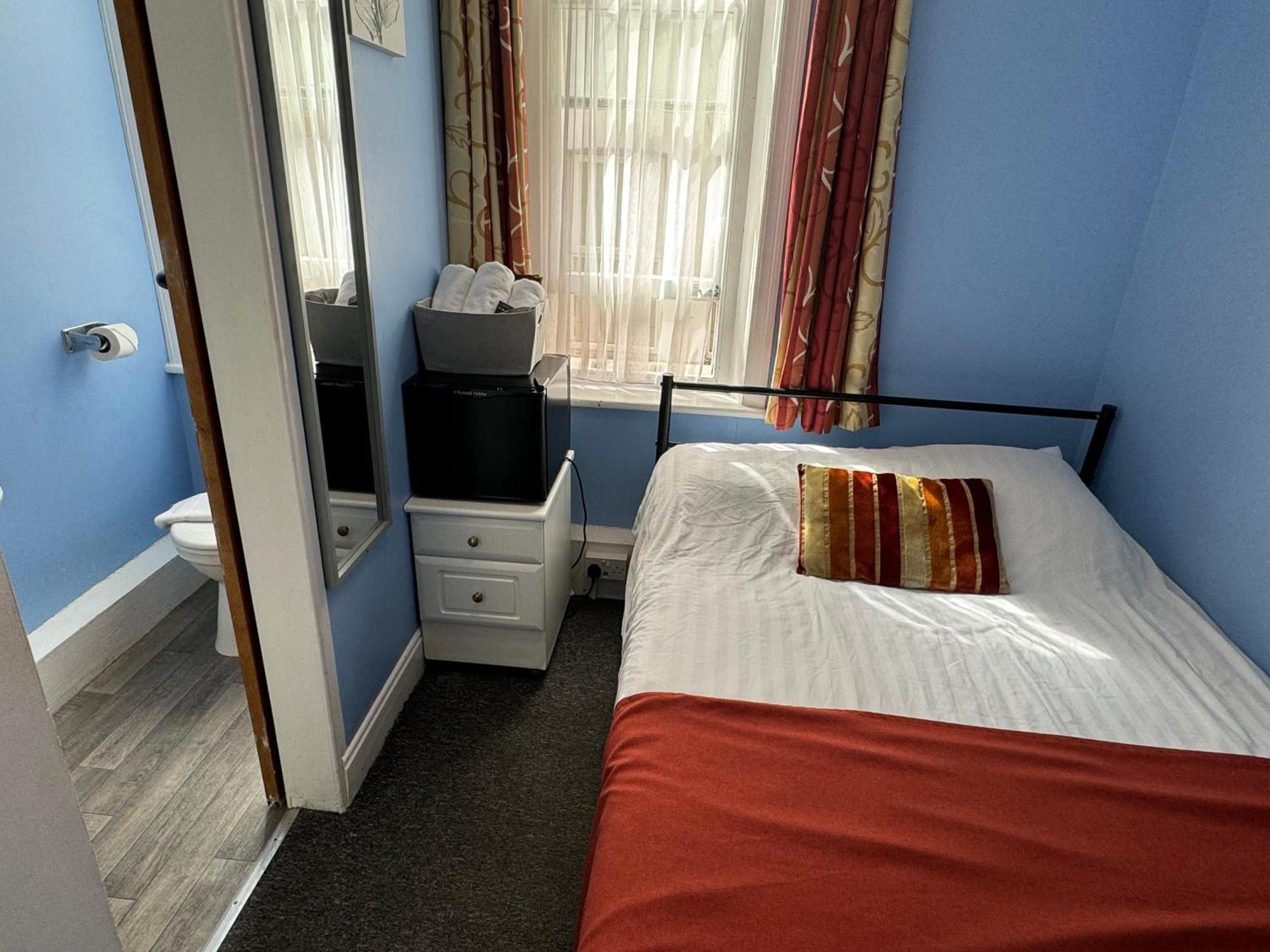 Backpackers Blackpool Hotel & Suites Luaran gambar